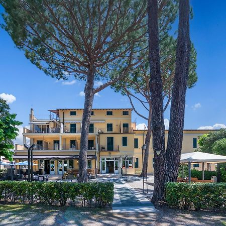 Hotel Apuana Marina di Pietrasanta Kültér fotó