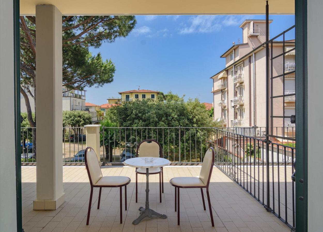 Hotel Apuana Marina di Pietrasanta Kültér fotó