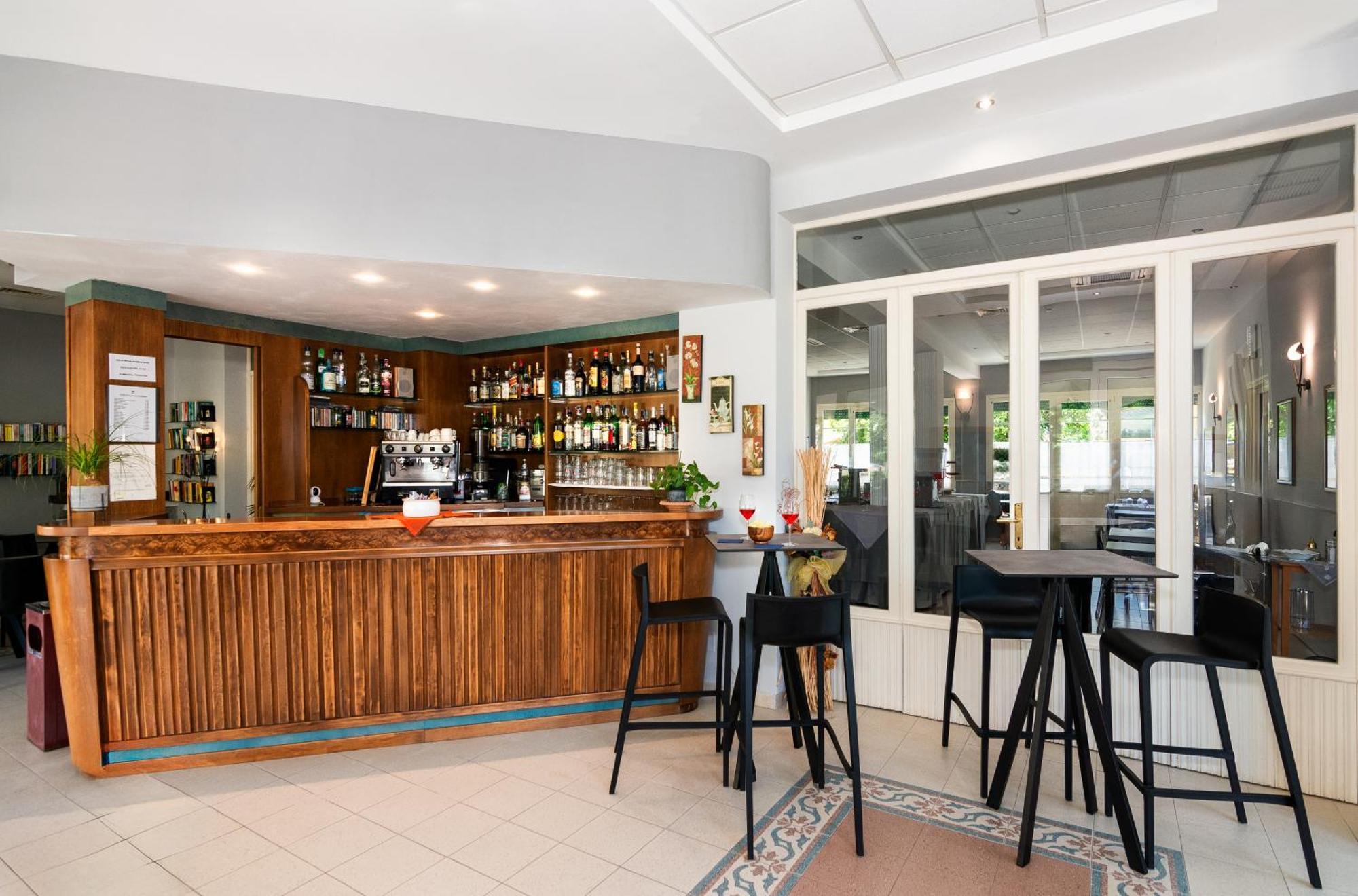 Hotel Apuana Marina di Pietrasanta Kültér fotó