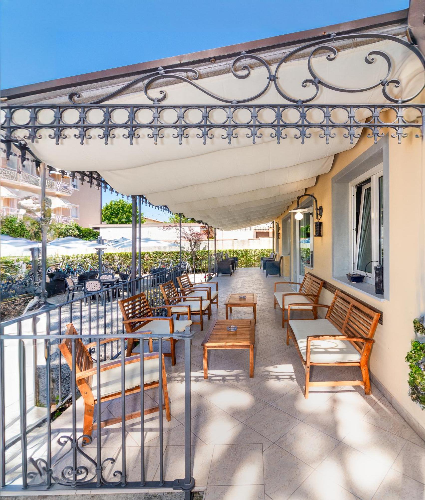 Hotel Apuana Marina di Pietrasanta Kültér fotó